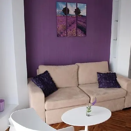 Apartment Apartament Lisi Jar *